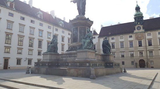 Kaiser Franz II Monument